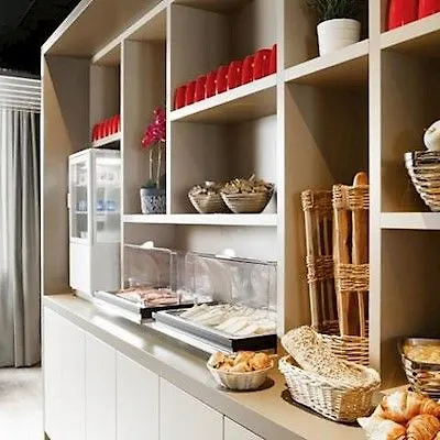 Ibis Styles Massena Olympiades Szálloda